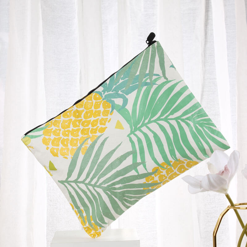TYP058 tyvek makeup bag