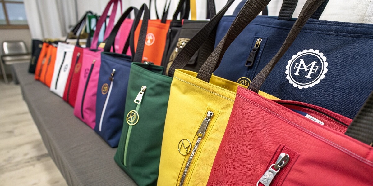 an-array-of-custom-design-options-for-tote-bags