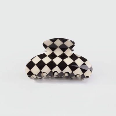 Retro Checkerboard Pattern Clip