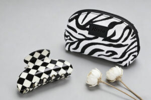 custom hair clip cosmetic bag GWP coordinated set beauty brand