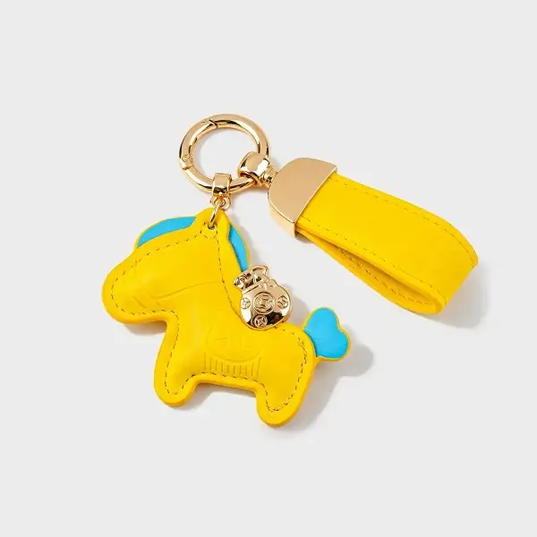 Car keychain gift route for beauty GWP programs