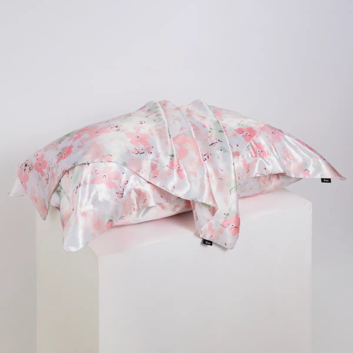 Jacquard pillowcase